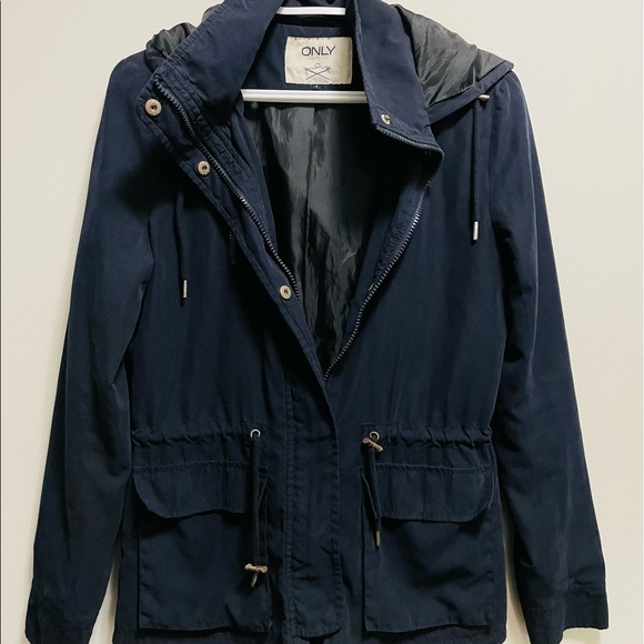 ONLY spring/ light rain jacket. Size S - Picture 2 of 2